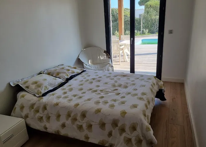 Bel Appartement Avec Piscine Privative A 150M De La Plage 6 Couchages