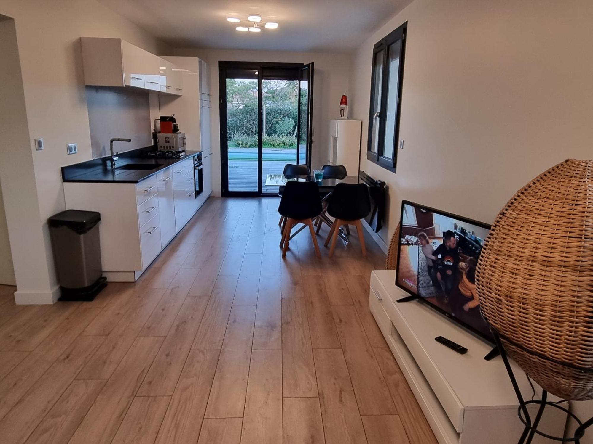Bel Avec Piscine Privative A 150m De La 6 Couchages