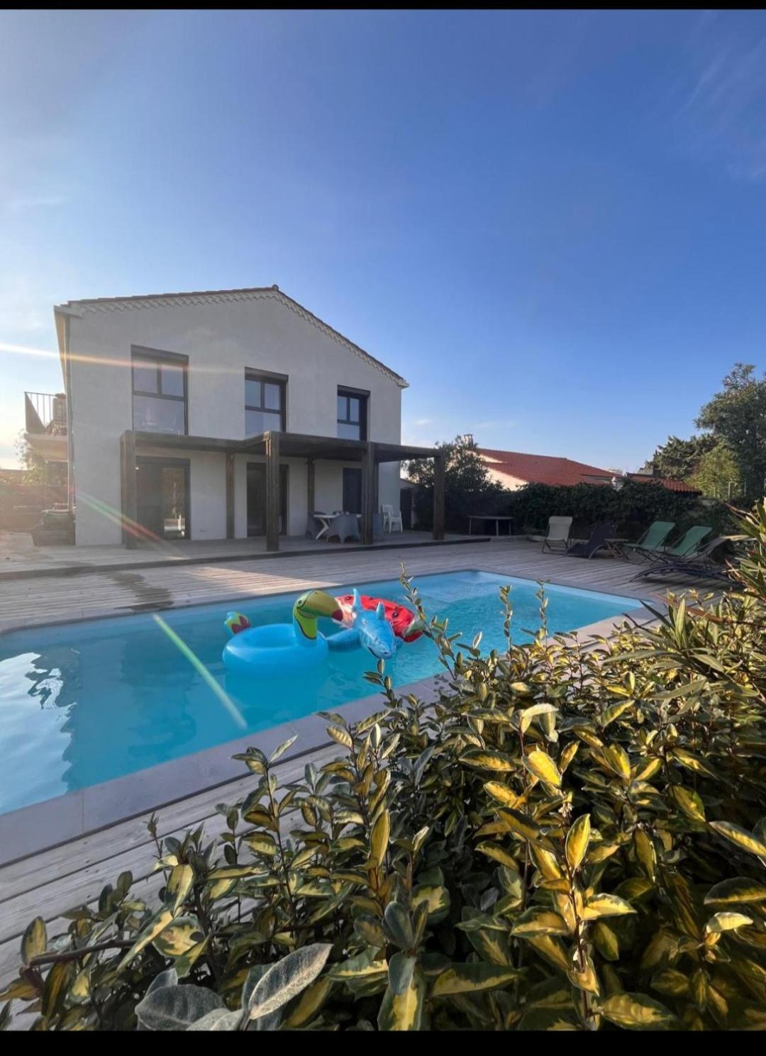 Bel Avec Piscine Privative A 150m De La 6 Couchages